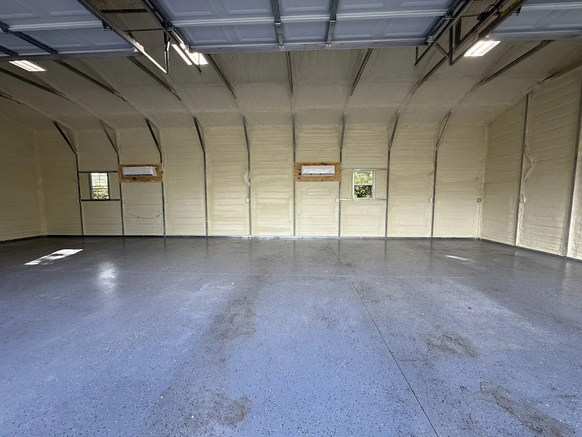 Spray Foam Roofing services in Johnston, IA